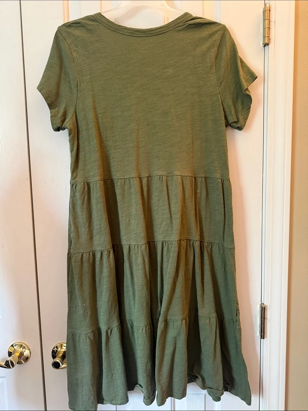 Time and Tru Olive Green Short Sleeve Tiered Dress - Picture 4 of 4